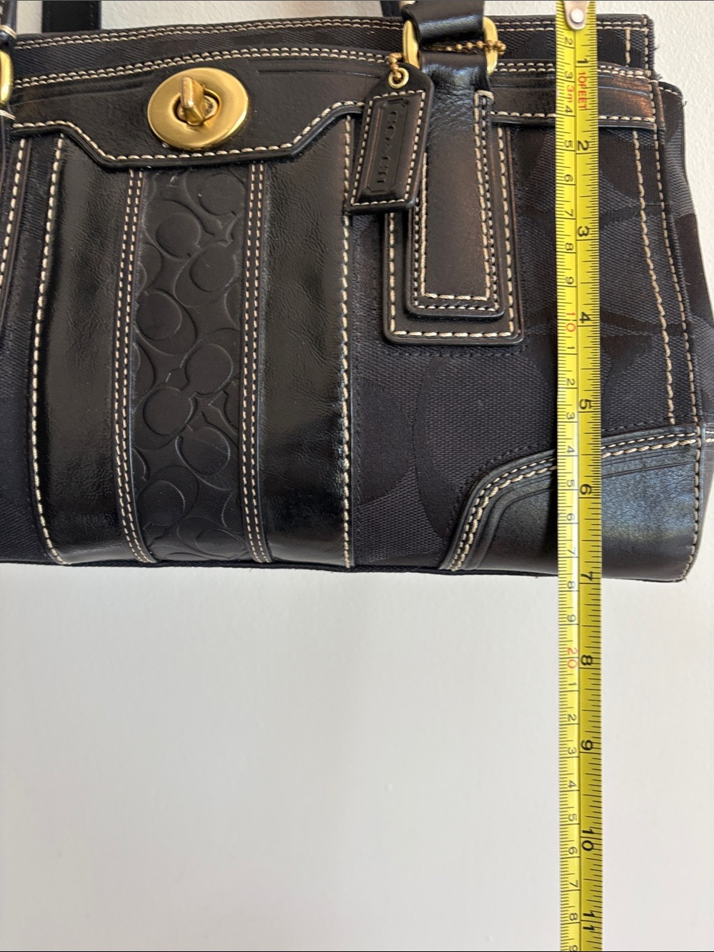 Coach Hampton Signature Strap Satchel Bag in Black with gold hardware & turn - Picture 8 of 16